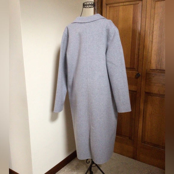 Tahari Grey/Blue wool with cashmere Coat, Size Large, NWTGS - Picture 5 of 5